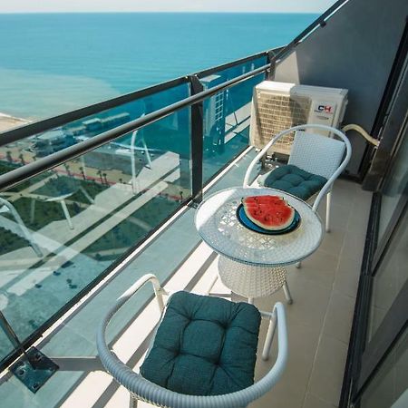 Orange Sky Apartments Beach Tower 巴统 外观 照片