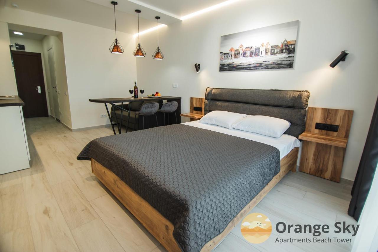 Orange Sky Apartments Beach Tower 巴统 外观 照片