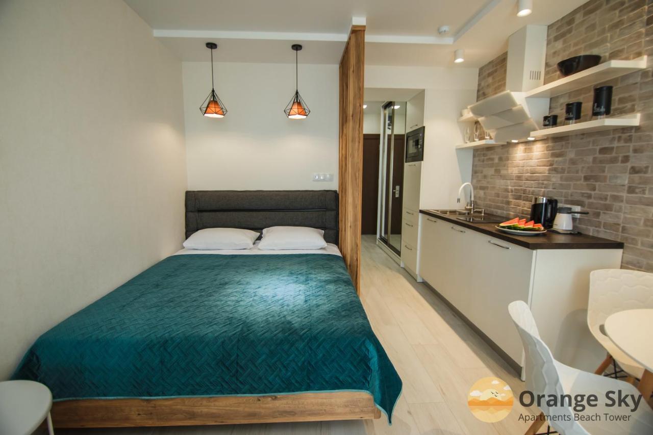 Orange Sky Apartments Beach Tower 巴统 外观 照片